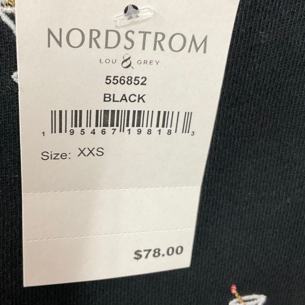 716 - Lou & Grey NWT Black Sweatshirt with White Pattern, Size XXS - Oversized - Picture 4 of 6
